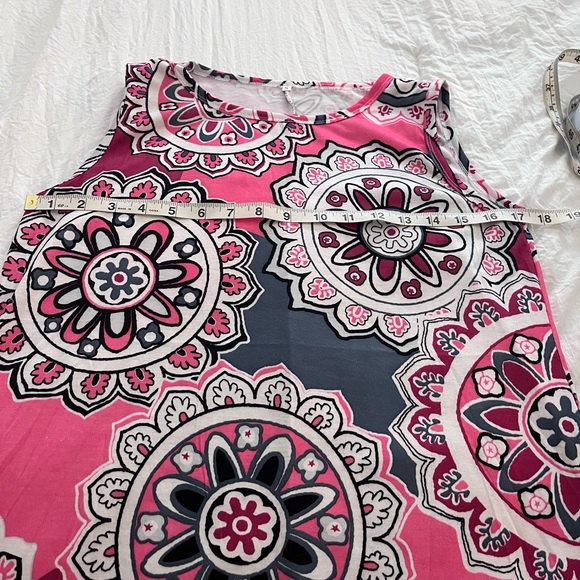 Cute, colorful sleeveless sundress with pockets. Petite small - Picture 5 of 8